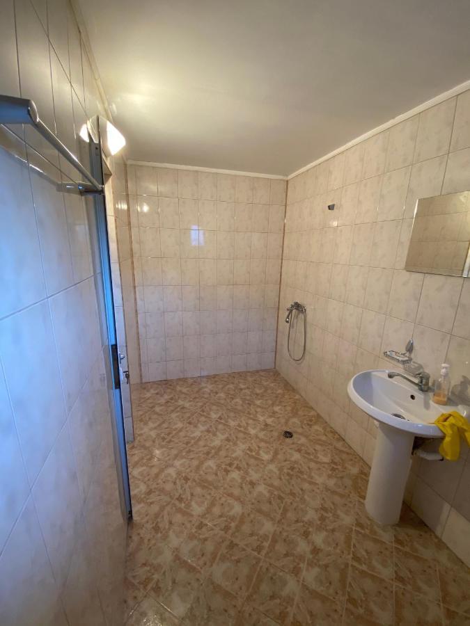 Стаи За Гости Маринови Provadiya Exterior foto