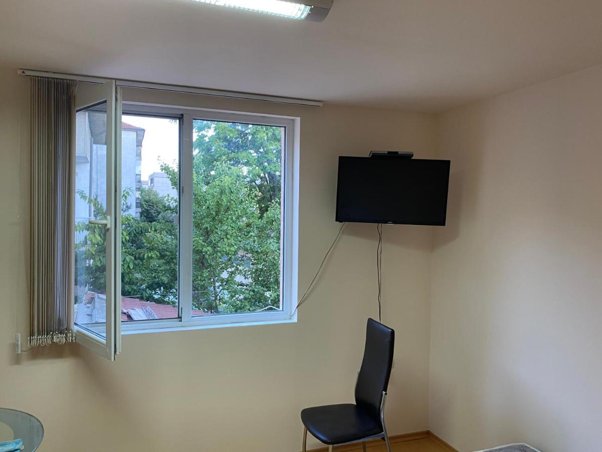 Стаи За Гости Маринови Provadiya Exterior foto